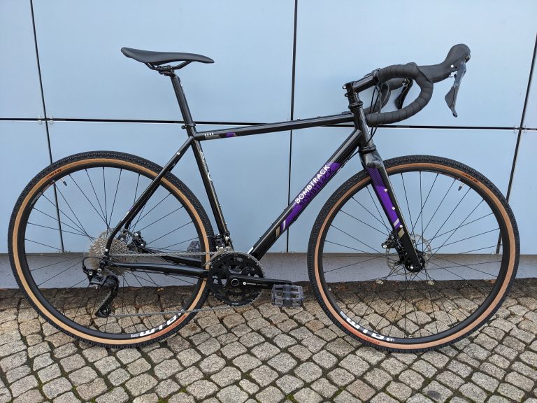 Bombtrack HOOK purple